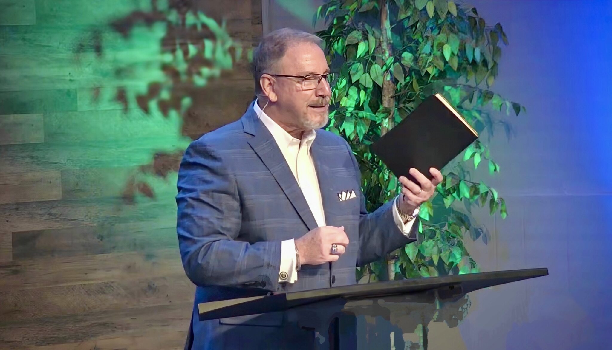 Pastor Paul Kendall preaching at United Family Church