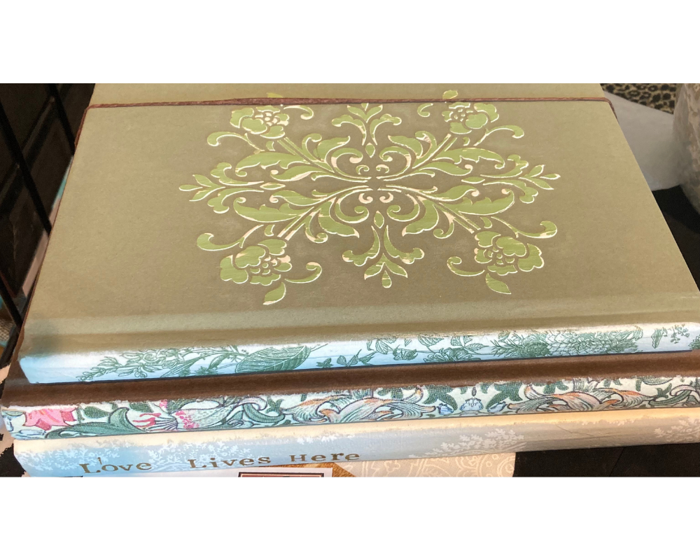 Love Lives Here by Ruama Lobo