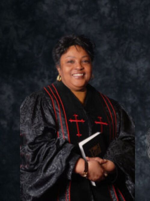 Pauline Askew