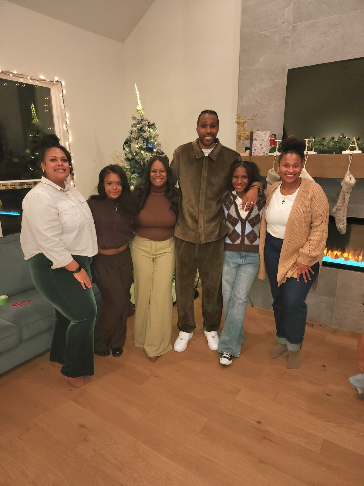 Tiffynee Terry-Thomas and family