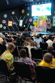 K-5th grade students learn and grow in their own worship, prayer, and message at New Life Church in Oak Grove, MO